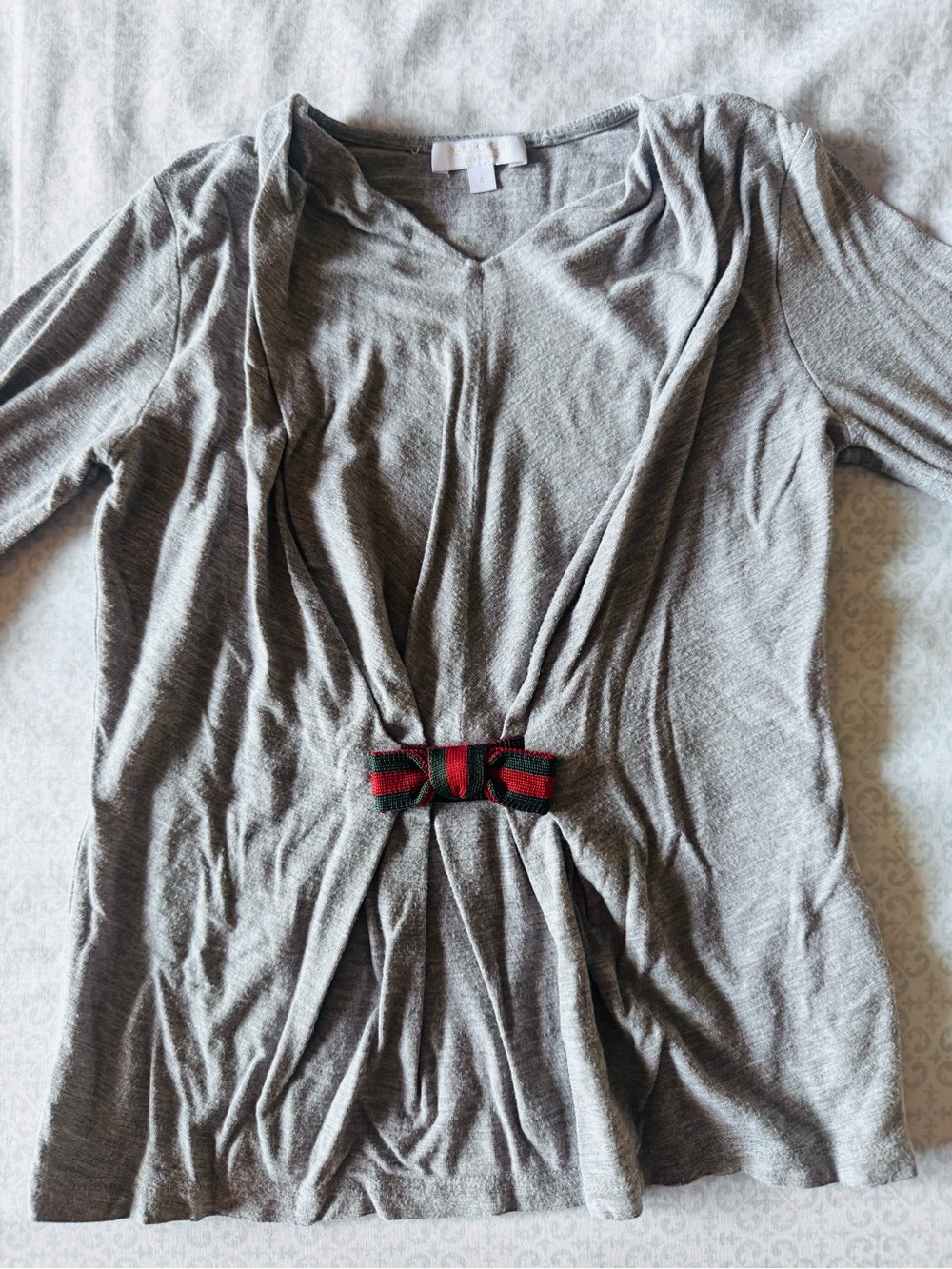 Gucci Kids V-Neck Top with Front Bow Detail